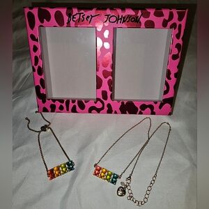 Betsey Johnson Gummy Bear Gold Necklace and Bracelet Box Set